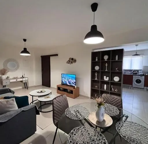 Two Bedroom Luxury * Λάρνακα